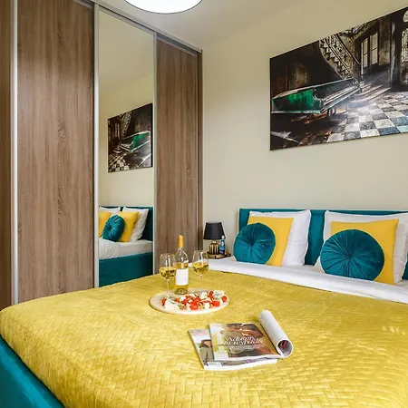 Lumina Stylish 3-Room Apart With Balcony Lodz  Exterior photo