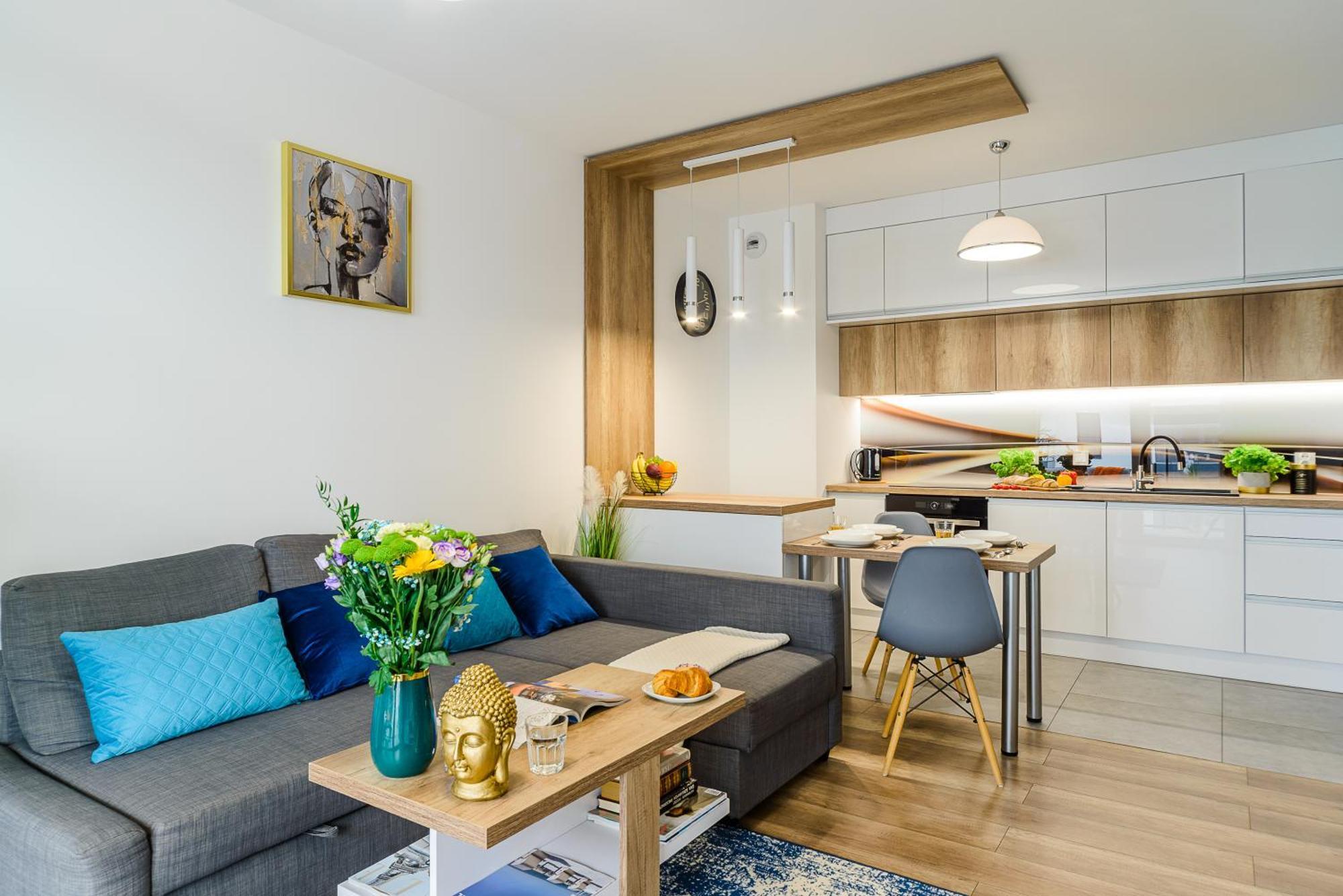 Lumina Stylish 3-room With Balcony Apartment Lodz (Lodz)