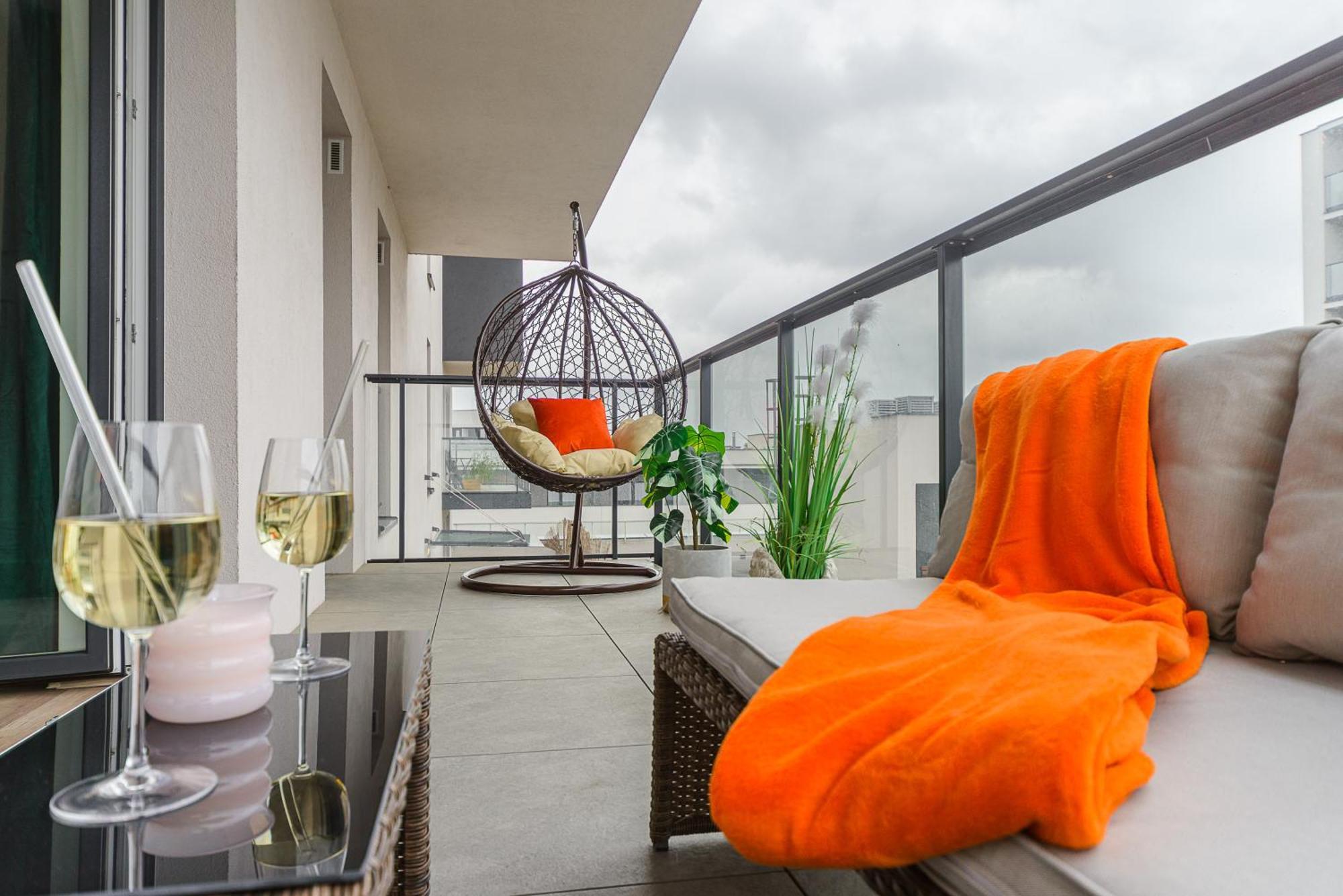 Apartment Lumina Stylish 3-room With Balcony *