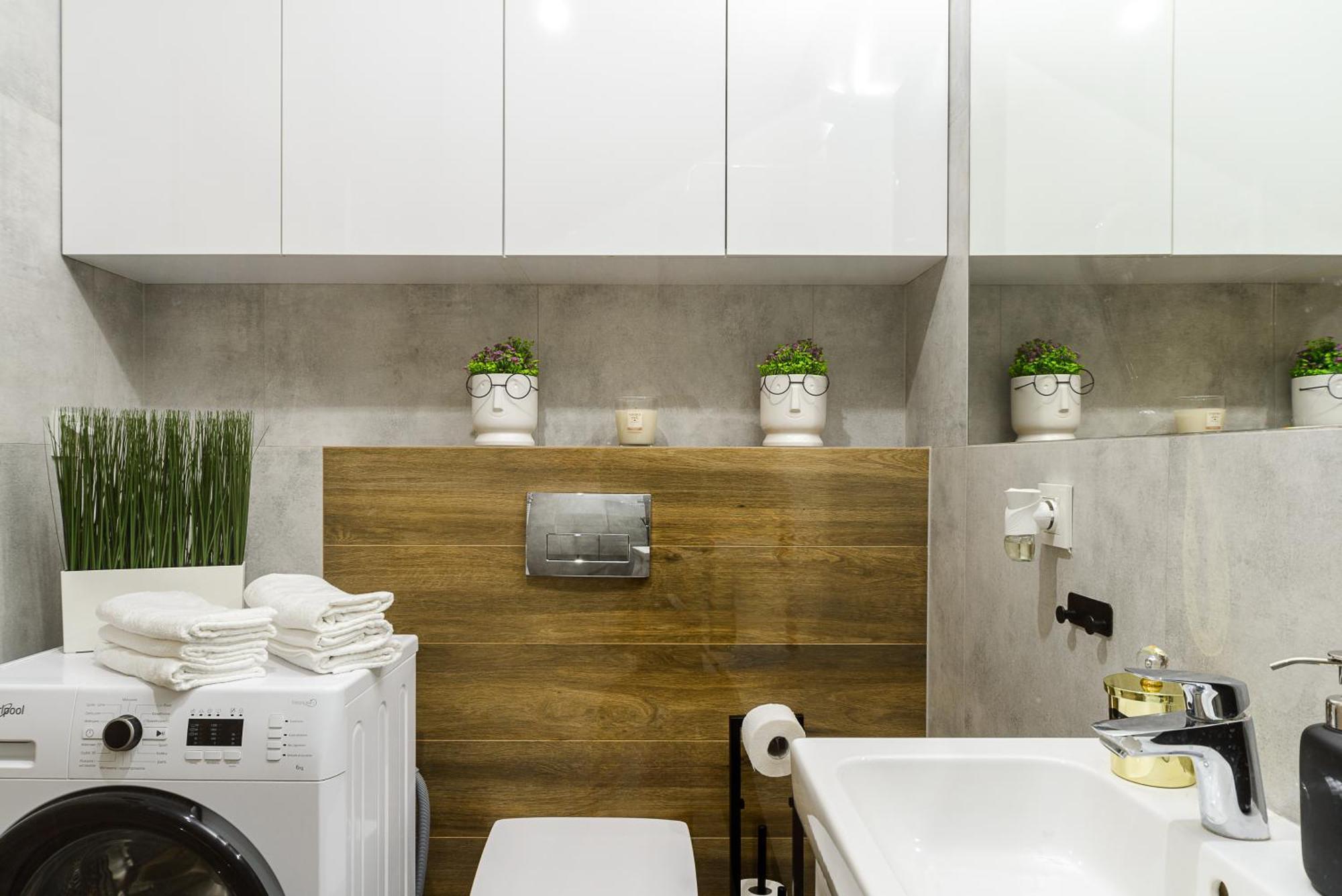 Lumina Stylish 3-room With Balcony