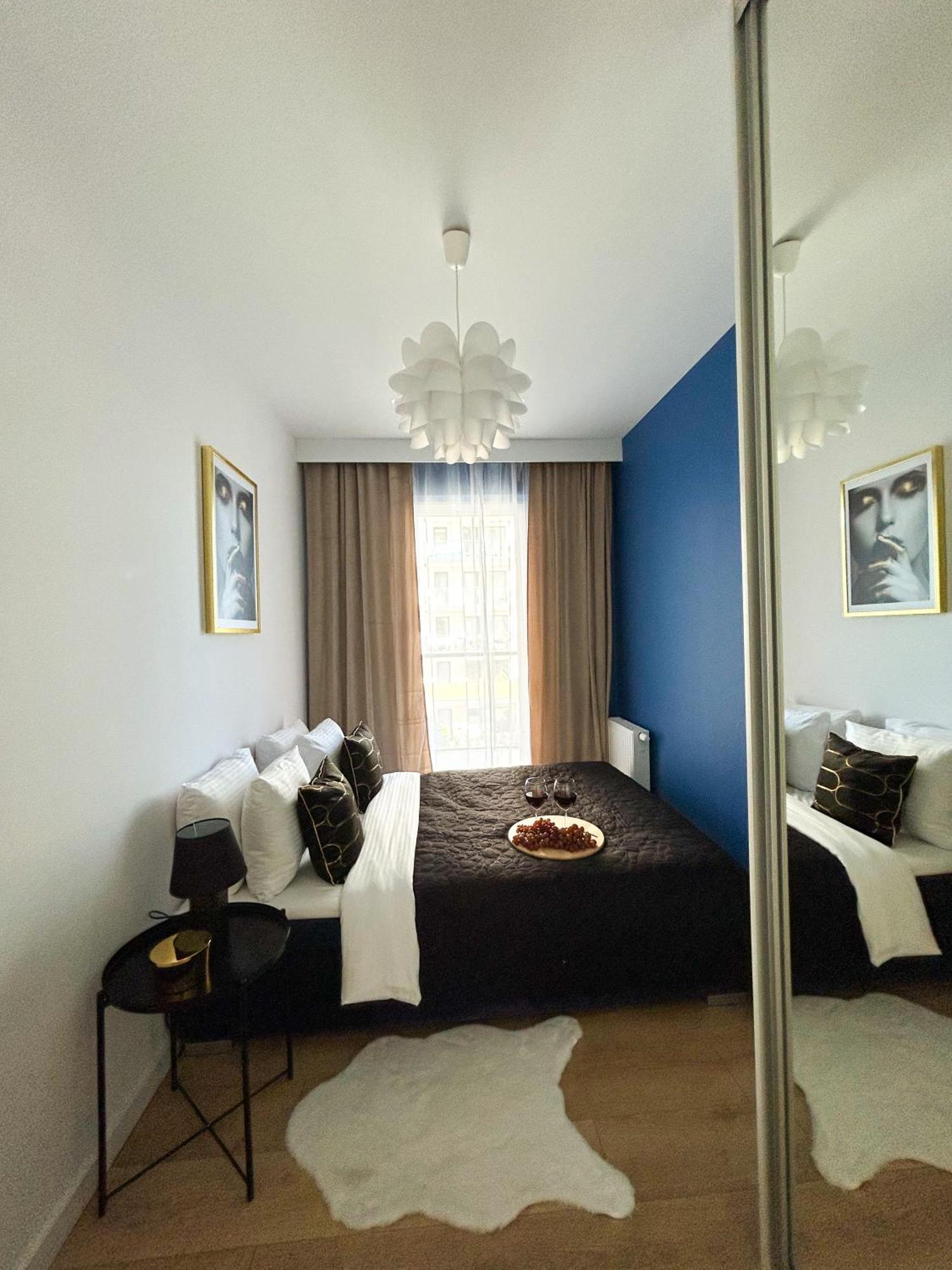 Lumina Stylish 3-room With Balcony Apartment *