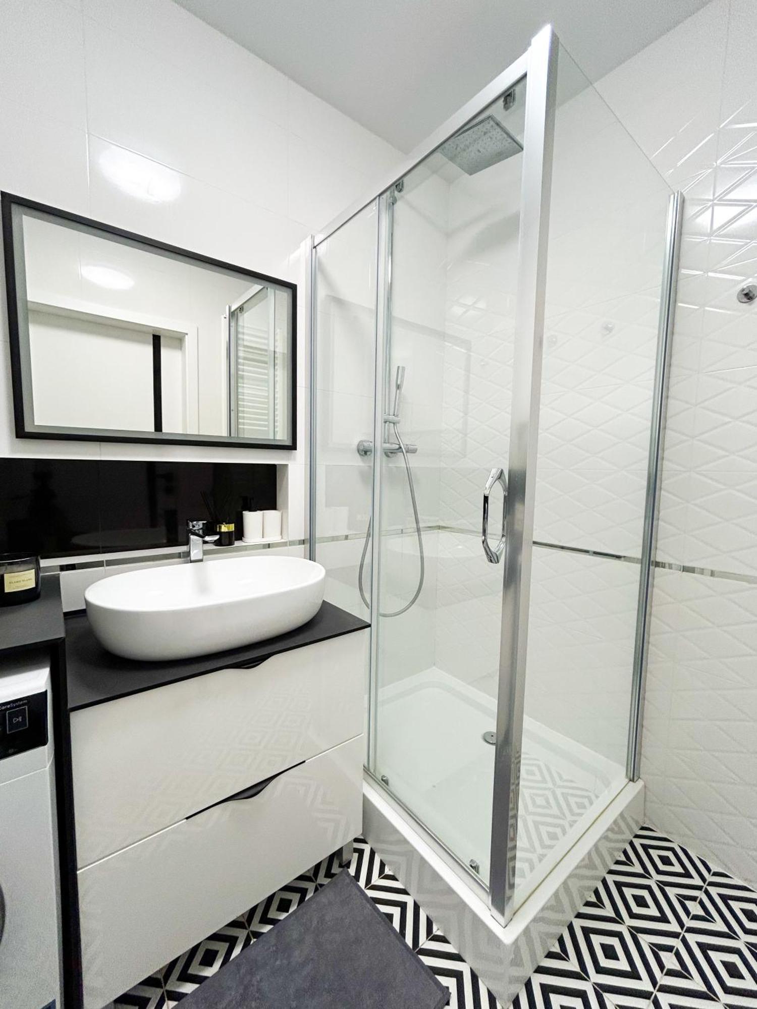 Apartment Lumina Stylish 3-room With Balcony Lodz (Lodz)