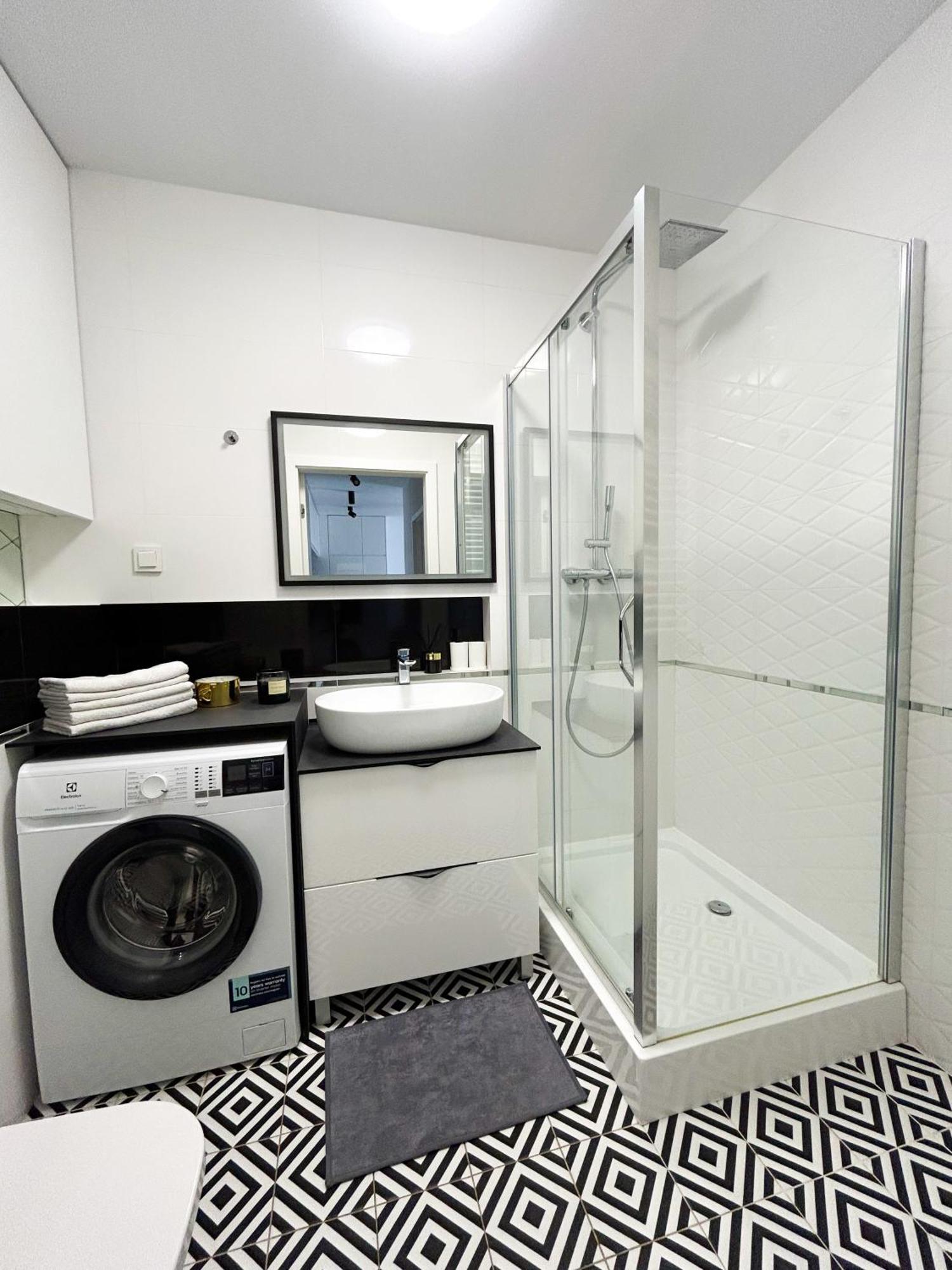 Lumina Stylish 3-room With Balcony Lodz (Lodz)