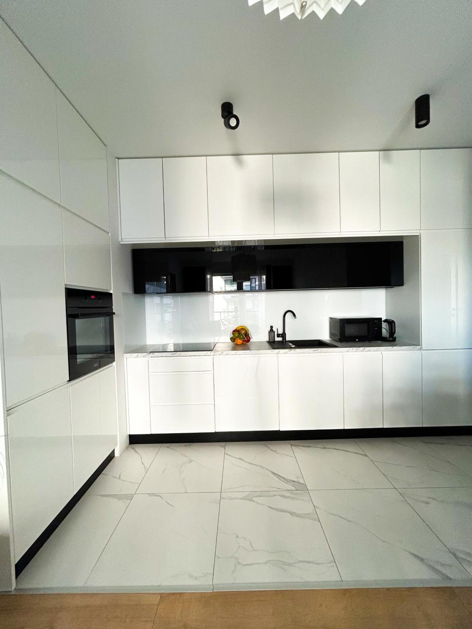 Lumina Stylish 3-room With Balcony * Lodz (Lodz)