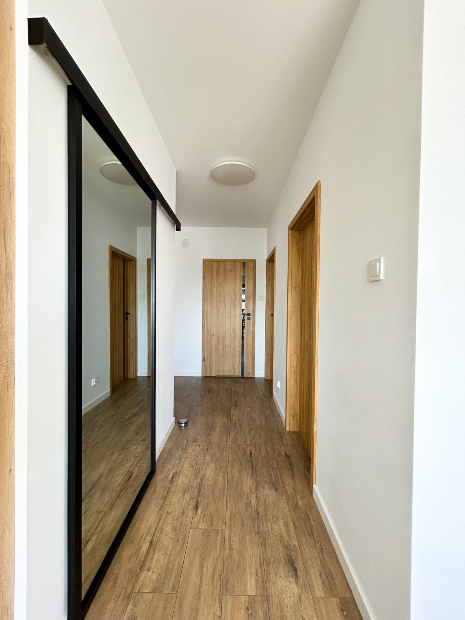 Lumina Stylish 3-room With Balcony Lodz (Lodz)